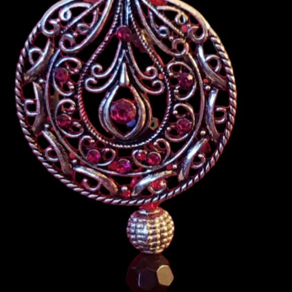 Red, Silver & Black Hand Crafted Beaded Keychain - Picture 2 of 8